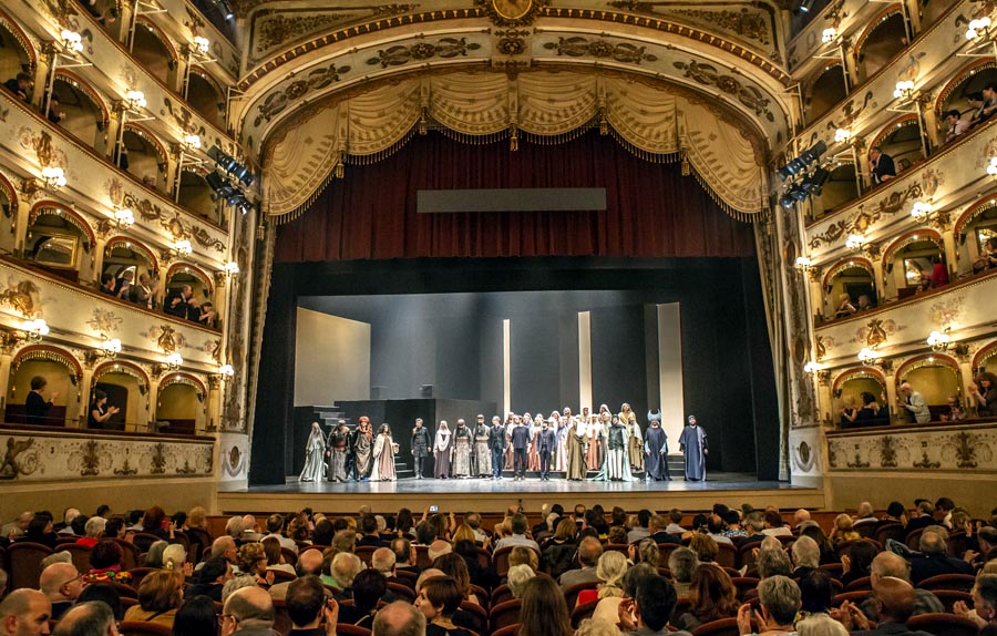 100423_Fe_03_Esther_TeatroAbbado_phMarcoCaselliNirmal 100423_Fe_03_Esther_TeatroAbbado_phMarcoCaselliNirmal
