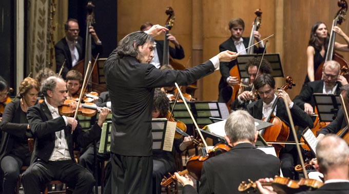 171116_Fe_02_JurowkiVladimir_DieDeutscheKammerphilharmonieBremen_phMarcoCaselliNirmal 171116_Fe_02_JurowkiVladimir_DieDeutscheKammerphilharmonieBremen_phMarcoCaselliNirmal