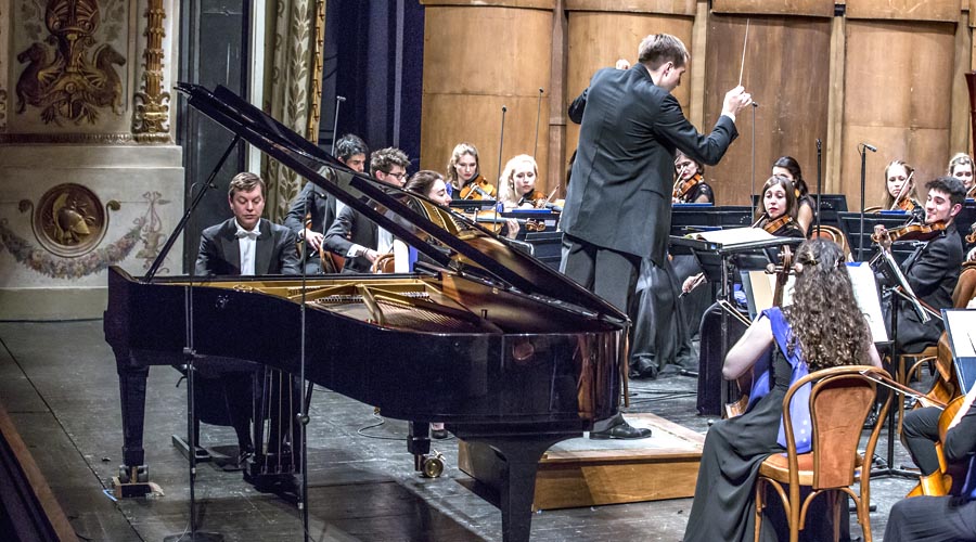 180331_Fe_03_TillFellnerVasilyPetrenko_Euyo_phMarcoCaselliNirmal 180331_Fe_03_TillFellnerVasilyPetrenko_Euyo_phMarcoCaselliNirmal