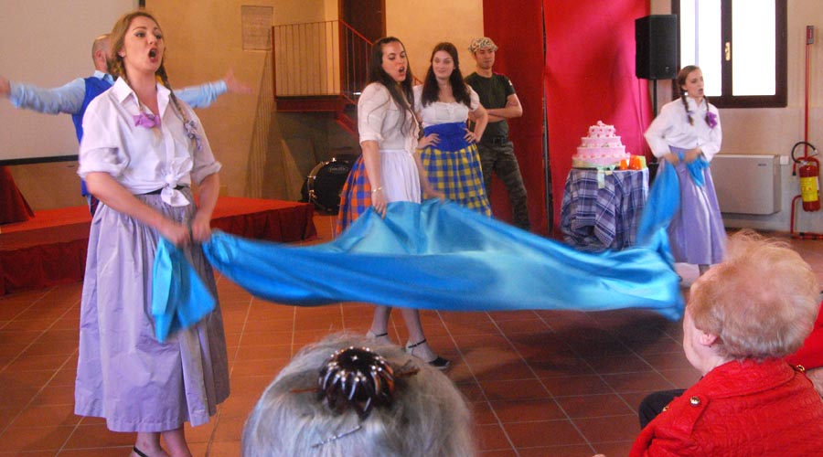 180506_Fe_05_LElisirDAmore_Coro