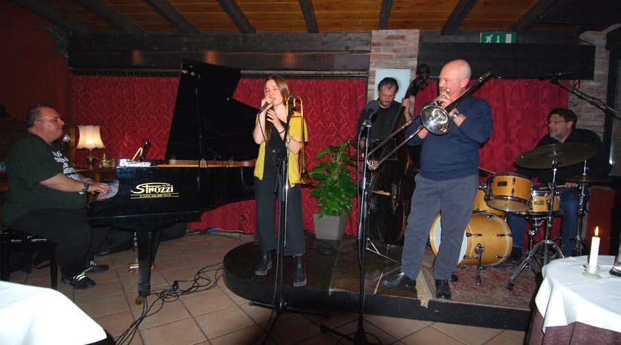 190331_Vigarano_96_FaraoMassimoPayesRitaBarbonNicolaCominiSandroFacchinettiBobo_facebook 190331_Vigarano_96_FaraoMassimoPayesRitaBarbonNicolaCominiSandroFacchinettiBobo_facebook
