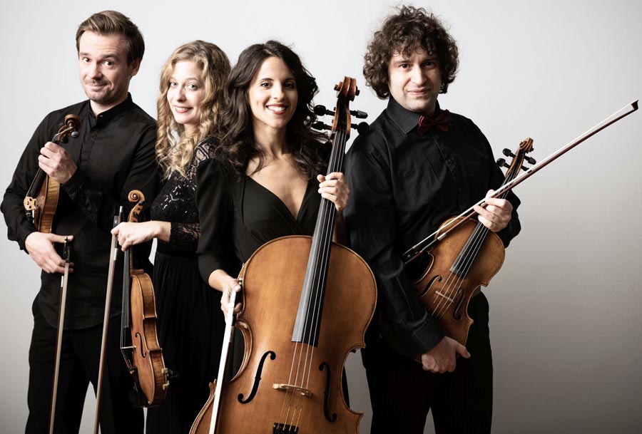 191030_Fe_01_ArchosQuartet_facebook_phPeterAdamik