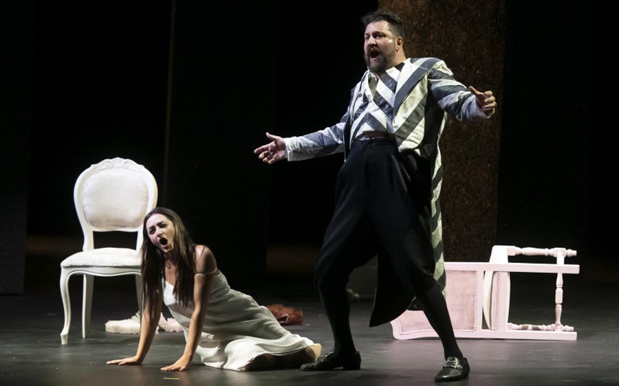 200118_Lu_02_Rigoletto_DanielaCappielloDevidCecconi_phRolandoPaoloGuerzoni 200118_Lu_02_Rigoletto_DanielaCappielloDevidCecconi_phRolandoPaoloGuerzoni