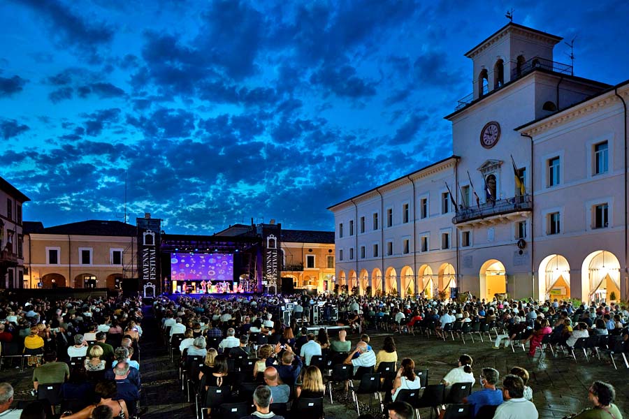 20210803_Cervia_03_CiVuoleOrecchio_piazza_phZani-Casadio 20210803_Cervia_03_CiVuoleOrecchio_piazza_phZani-Casadio