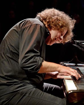 20220122_Fe_01_JazzClubFerrara_MartinSasse.jpeg 20220122_Fe_01_JazzClubFerrara_MartinSasse.jpeg