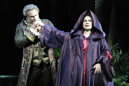 20230228_LAOpera_05_LeNozzeDiFigaro_LucasMeachemAnaMariaMartinez_phCoryWeaver 20230228_LAOpera_05_LeNozzeDiFigaro_LucasMeachemAnaMariaMartinez_phCoryWeaver