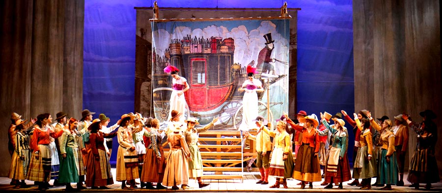 20250329_Ro_07_LElisirDAmore_Scena900x394_phLorisSlaviero 20250329_Ro_07_LElisirDAmore_Scena900x394_phLorisSlaviero
