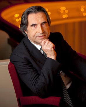 20250505_To_02_Stagione2025-2026_RiccardoMuti_295x369 20250505_To_02_Stagione2025-2026_RiccardoMuti_295x369